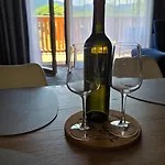 Apartment E3 *